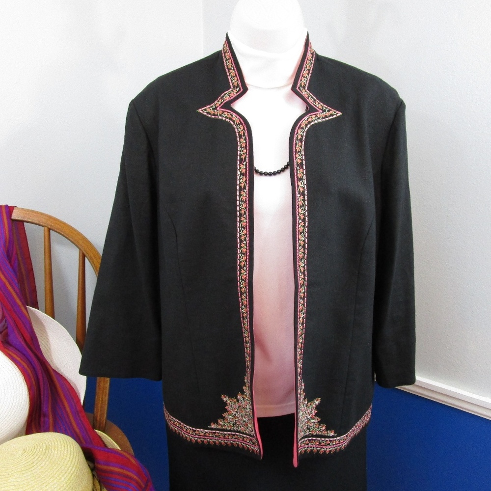 🌺HP🌺VTG Coldwater Creek Linen Embroidered Blazer